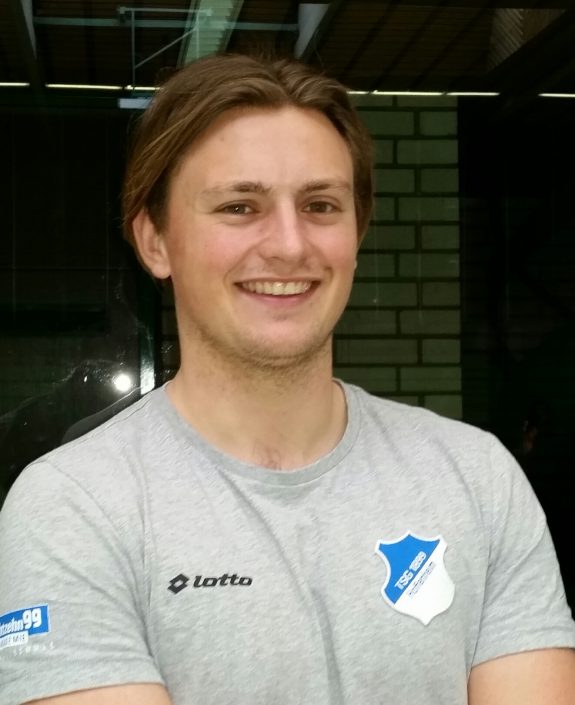 Trainer - Bild 2 Trainer - Bild 2 - Datum: 27.03.2015 - Tags: AKTION FUSSBALLTAG e.V.