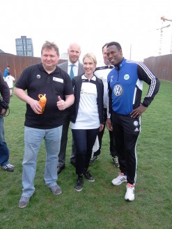 10295275_524618357660056_5521596789599669379_o