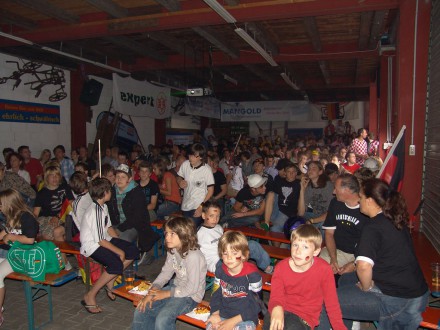 2008-06-12 - Public Viewing