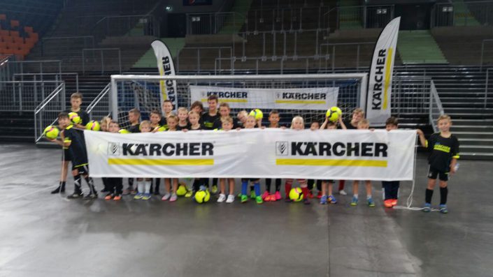 KaercherFussballtag am 29072016 in der RatiopharmArena Ulm  NeuUlm - Bild 3 - Datum: 26.07.2016 - Tags: Besonderes, Fußballtag, Kärcher, AKTION FUSSBALLTAG e.V.